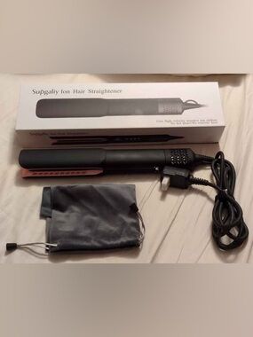 Black and Pink Ionic Hair Straightener